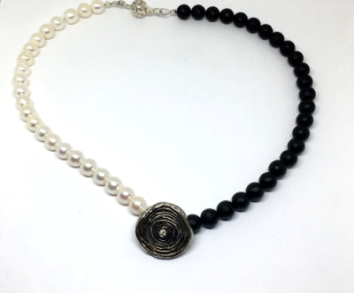 Black Peacock Pearl and Hematite Adjustable Knotted Leather